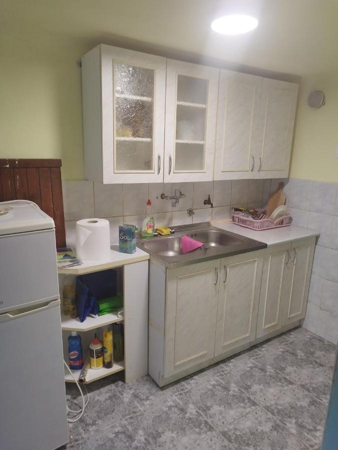 Heli Budget Condo Rijeka Exterior photo